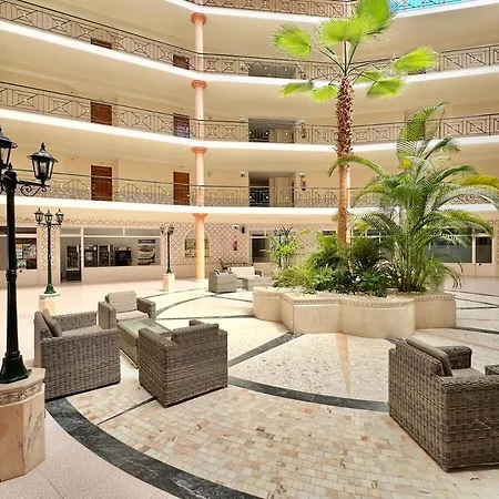 Ee - With Pool And Garden شقة بورتيماو