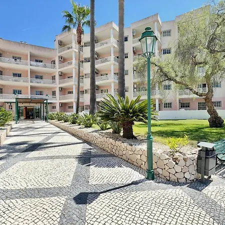 Appartement Ee - With Pool And Garden Portimão