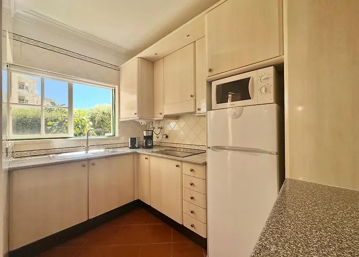 Ee - With Pool And Garden * Портиман