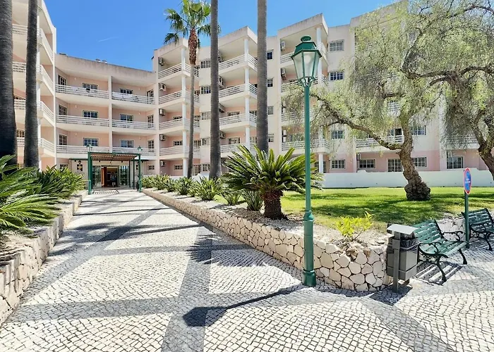 Appartement Ee - With Pool And Garden Portimão